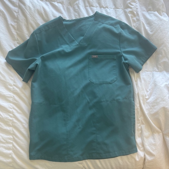 Men’s Figs Small / Medium Scrub Set - Hydro Green / Green / Blue Green - Picture 2 of 5